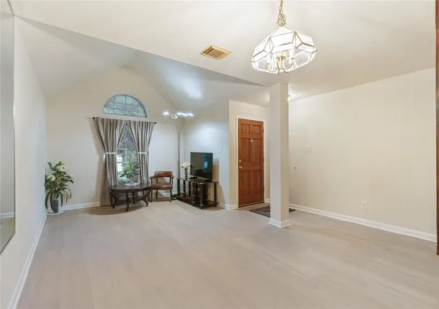 5th image of 12126 Meadow Pl Dr, Houston, TX 77071 | MLS# 59629962