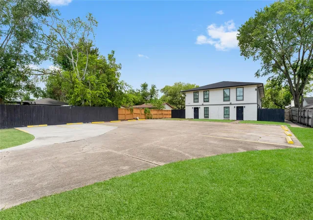 1st image of 9130 Vogue Ln, Houston, TX 77080 | MLS# 97292346
