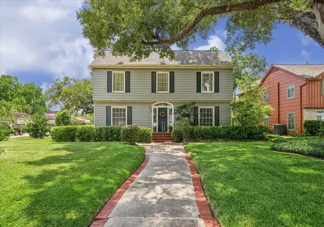 32nd image of 4396 Fiesta Ln, Houston, TX 77004 | MLS# 51906495