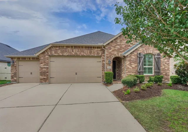 Photo 1 of Single family home for sale at 1216 Night Owl Ct, Conroe, TX 77385 | MLS# 66482241 | Listing updated on 2026-09-13