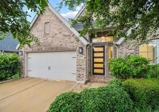 2nd image of 29118 Lantana Ridge Ct, Fulshear, TX 77441 | MLS# 75107720