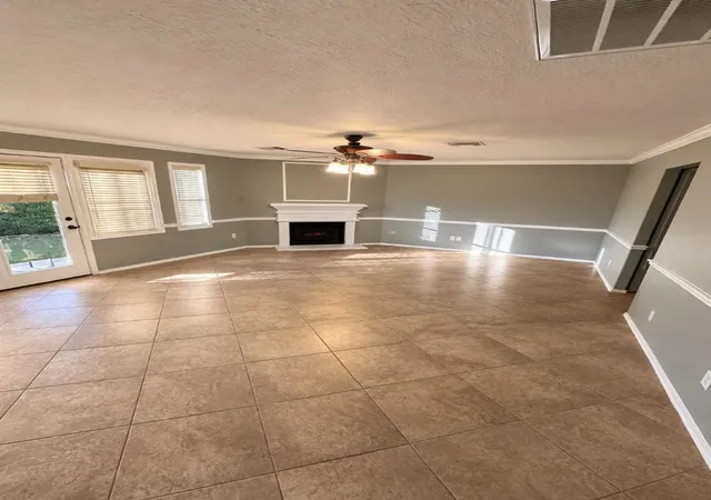 2nd image of 4223 Bluestem St, Houston, TX 77045 | MLS# 25575976