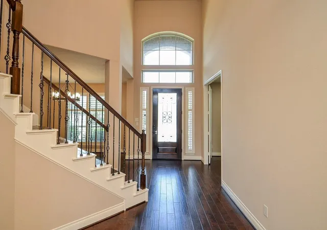 Photo 3 of Single family home for sale at 4107 Orchard Arbor Ln, Sugar Land, TX 77479 | MLS# 10048730 | Listing updated on 2026-09-16