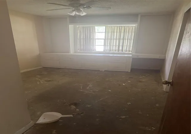 7th image of 1209 W Jefferson St, Brenham, TX 77833 | MLS# 68382503