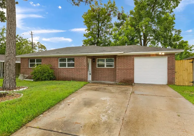 Photo 1 of Single family home for sale at 6618 Hartwick Rd, Houston, TX 77016 | MLS# 70242707 | Listing updated on 2026-08-14