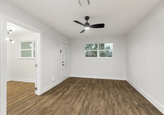 Photo 3 of Single family home for sale at 6618 Hartwick Rd, Houston, TX 77016 | MLS# 70242707 | Listing updated on 2026-08-14