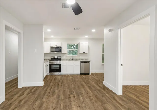 Photo 4 of Single family home for sale at 6618 Hartwick Rd, Houston, TX 77016 | MLS# 70242707 | Listing updated on 2026-08-14