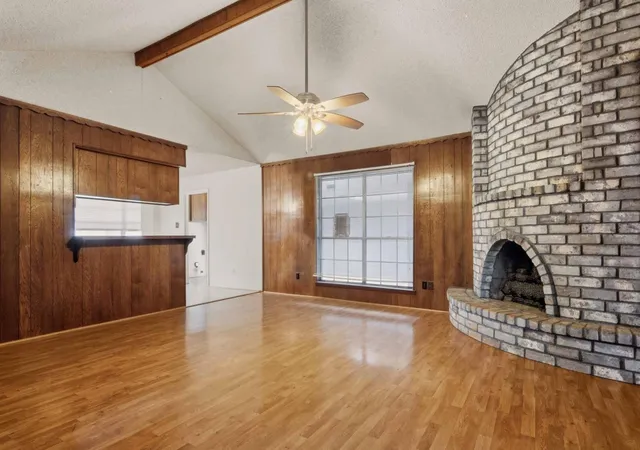 Photo 4 of Single family home for sale at 201 E Temperance Ln, Deer Park, TX 77536 | MLS# 32655365 | Listing updated on 2026-09-19