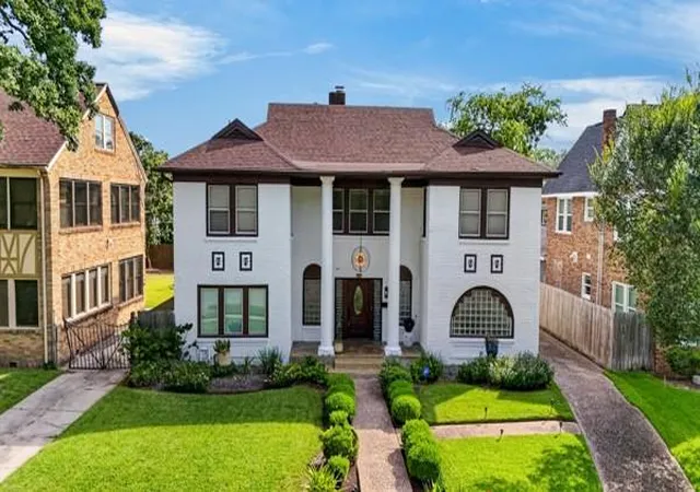 1st image of 2421 Calumet St, Houston, TX 77004 | MLS# 65059232