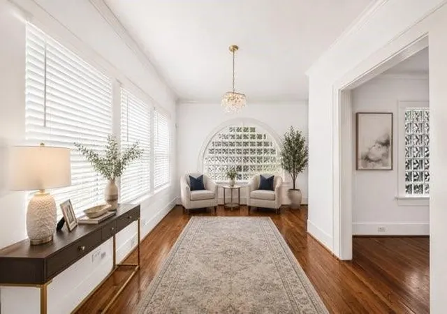 image of 2421 Calumet St, Houston, TX 77004 | MLS# 65059232