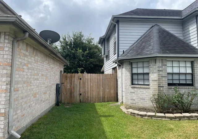 Photo 3 of Single family home for sale at 3427 Ramsgate Dr, Spring, TX 77388 | MLS# 27506001 | Listing updated on 2026-09-17