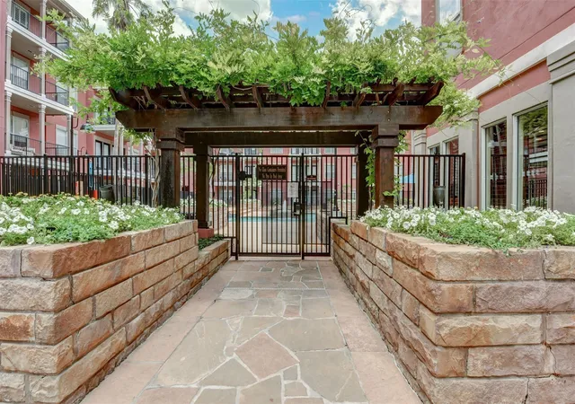 44th image of 2400 Mccue Rd #448, Houston, TX 77056 | MLS# 9268239