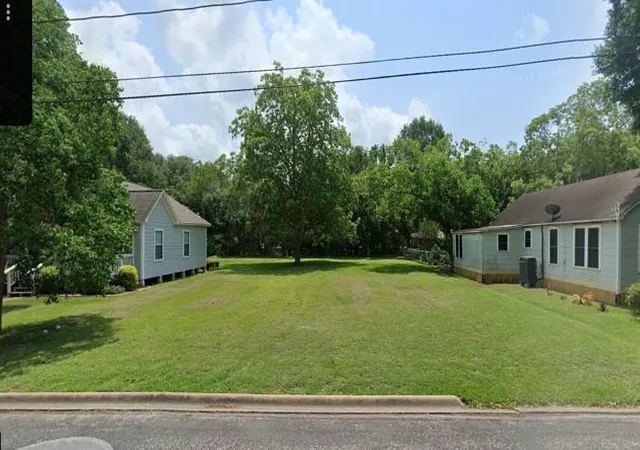 Photo 1 of Land for sale at 500 E Watt St, El Campo, TX 77437 | MLS# 71422065 | Listing updated on 2026-08-11
