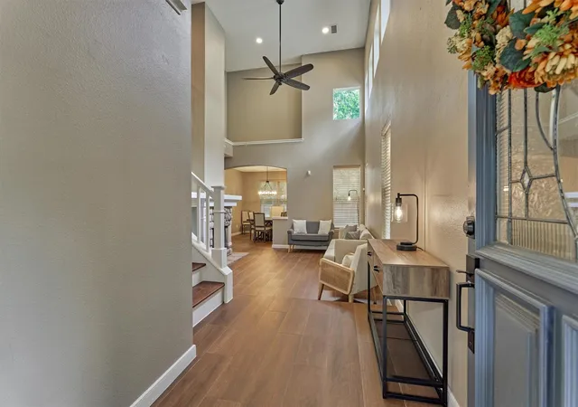 Photo 3 of Single family home for sale at 93 N Apple Springs Cir, Spring, TX 77382 | MLS# 32218745 | Listing updated on 2026-08-15