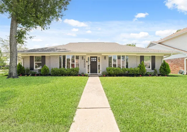 Photo 1 of Single family home for sale at 6503 Kury Ln, Houston, TX 77008 | MLS# 90886563 | Listing updated on 2026-08-30