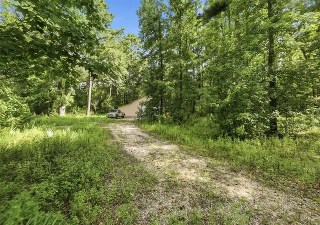 5th image of 31577 Bohlssen Rd, New Caney, TX 77357 | MLS# 73208020