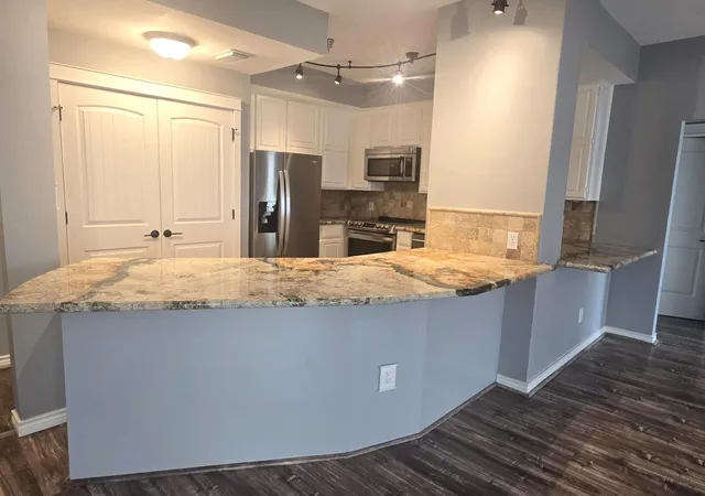 Listing Photo 5 - Condo for sale in building located at 793 Davis Rd, League City, TX 77573 - Unit #301