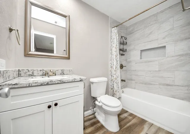 Photo 4 of Single family home for sale at 6834 Kearney Dr, Richmond, TX 77469 | MLS# 68529343 | Listing updated on 2026-09-13
