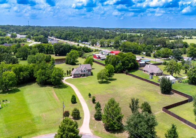 Photo 3 of Single family home for sale at 180 Vz County Rd 4137, Canton, TX 75103 | MLS# 4764476 | Listing updated on 2026-09-12