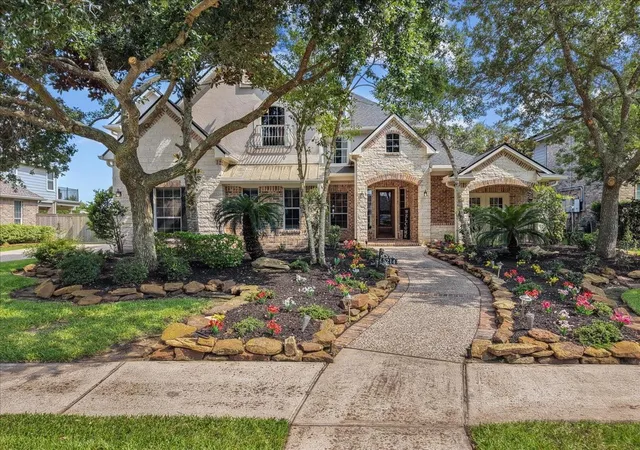 2nd image of 5214 Blue Cypress Ln, League City, TX 77573 | MLS# 56543357