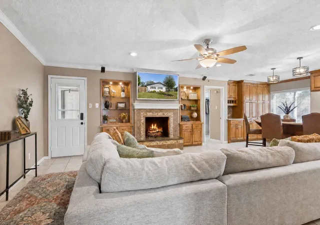 Photo 3 of Single family home for sale at 2418 Lufkin Ln, Deer Park, TX 77536 | MLS# 31968616 | Listing updated on 2026-09-28