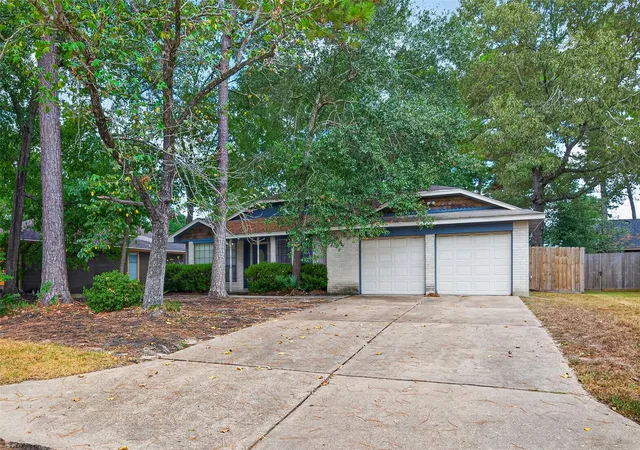 1st image of 2931 Parkwood Manor Dr, Houston, TX 77339 | MLS# 93974009