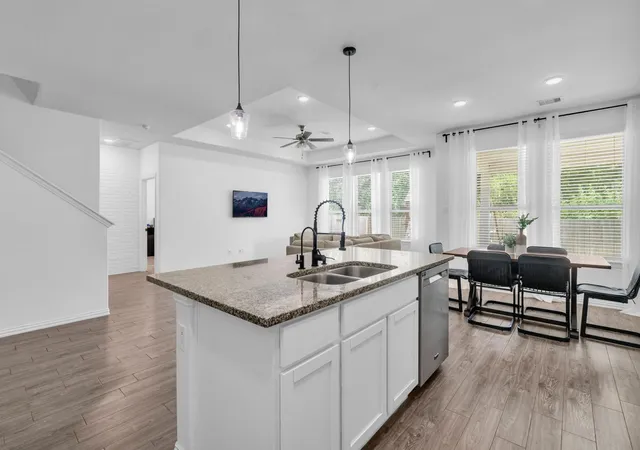 Photo 3 of Single family home for sale at 8531 Delta Dl Dr, Fulshear, TX 77441 | MLS# 76279306 | Listing updated on 2026-09-12
