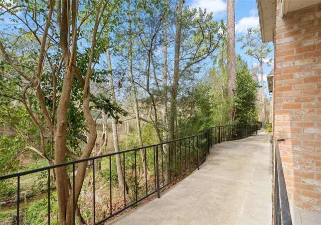3rd image of 2238 S Piney Point Rd #102, Houston, TX 77063 | MLS# 92072495