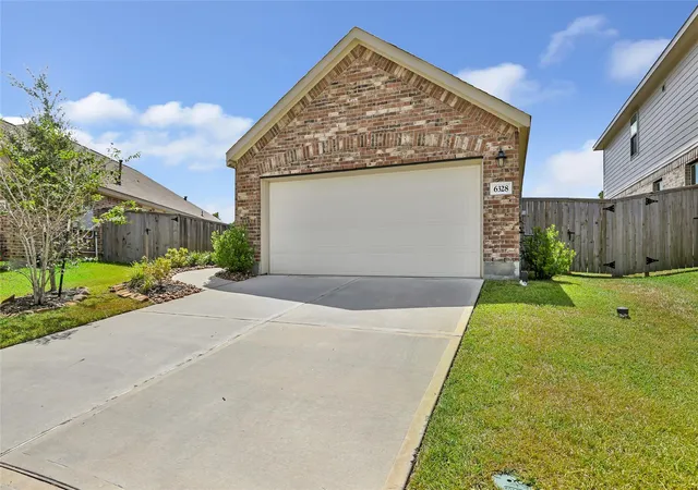 3rd image of 6328 Astoria Park Ln, Kingwood, TX 77365 | MLS# 51326225