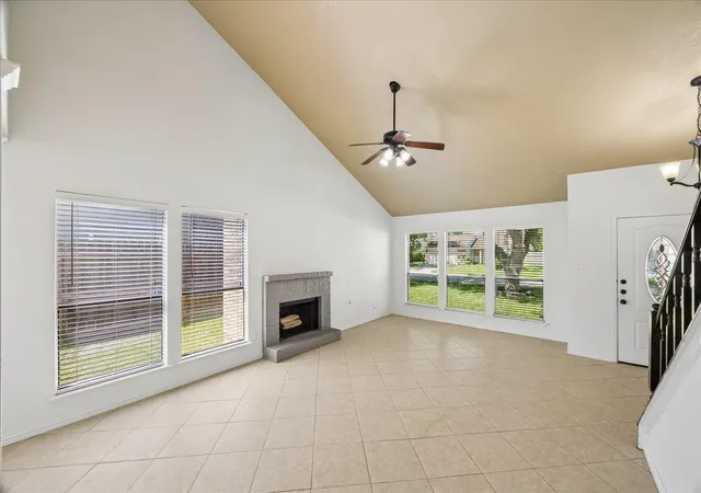 2nd image of 15714 Pipers View Dr, Webster, TX 77598 | MLS# 41332363