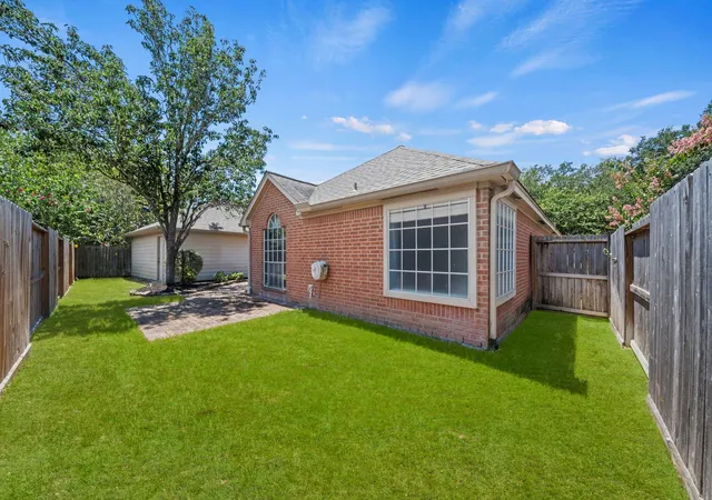 Photo 2 of Sale Pending at 11106 Tulip Garden Ct, Houston, TX 77065 | MLS# 6578710 | Listing updated on 2026-08-30