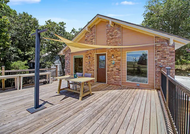 Photo 2 of Single family home for sale at 17 Lakeview Dr, Normangee, TX 77871 | MLS# 41640543 | Listing updated on 2026-08-11
