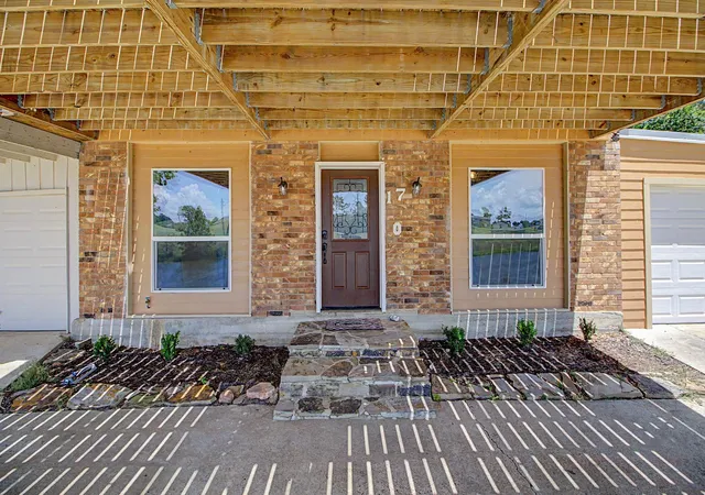 Photo 4 of Single family home for sale at 17 Lakeview Dr, Normangee, TX 77871 | MLS# 41640543 | Listing updated on 2026-08-11