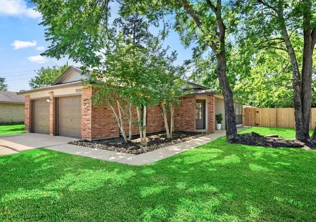 Photo 2 of Single family home for sale at 19219 Nehoc Ln, Humble, TX 77346 | MLS# 51674326 | Listing updated on 2026-09-12