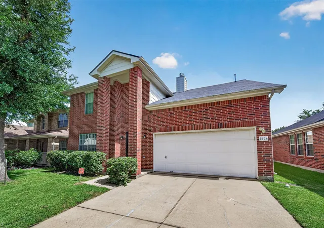 Photo 4 of Single family home for sale at 9626 Ravens Nest Ct, Houston, TX 77083 | MLS# 44518112 | Listing updated on 2026-08-13