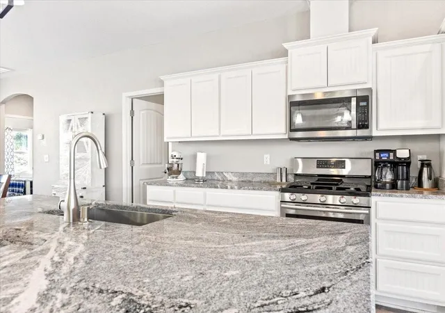 3rd image of 254 Broken Arrow, Floresville, TX 78114 | MLS# 5396894