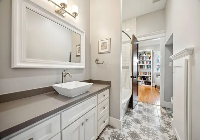 Photo 4 of Sale Pending at 611 Cordell St, Houston, TX 77009 | MLS# 90019932 | Listing updated on 2026-09-10