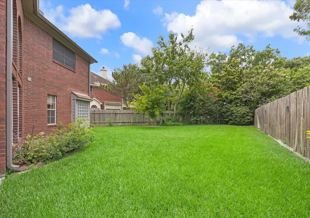 30th image of 14218 Scarborough Fair St, Houston, TX 77077 | MLS# 20559987