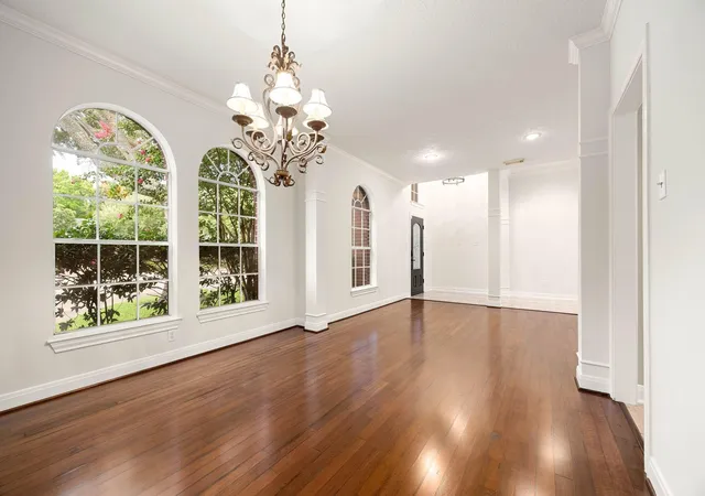 3rd image of 14218 Scarborough Fair St, Houston, TX 77077 | MLS# 20559987