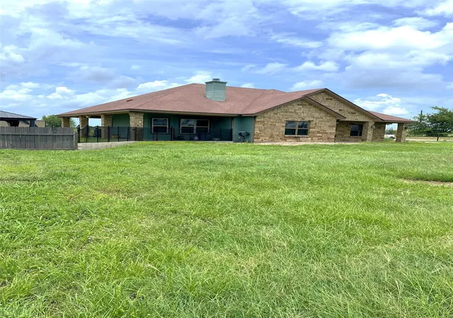 2nd image of 10391 Hwy 359 #B, Orange Grove, TX 78372 | MLS# 47271941
