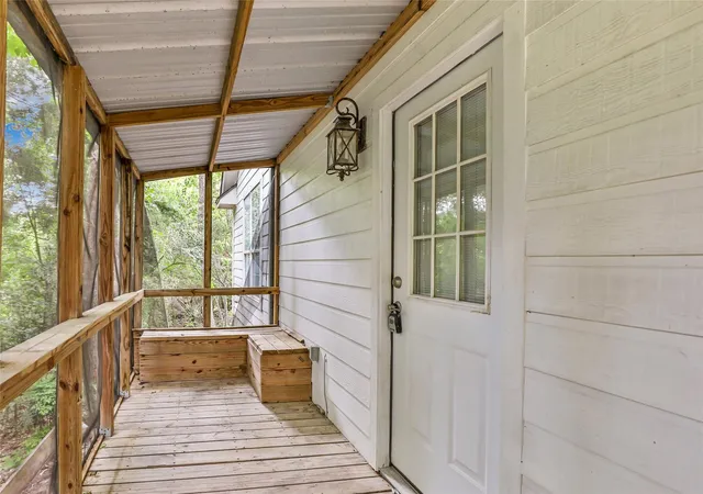 3rd image of 108 Harbour Town Cir, Montgomery, TX 77356 | MLS# 91414242