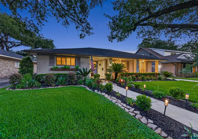 3rd image of 5531 Lymbar Dr, Houston, TX 77096 | MLS# 87375872