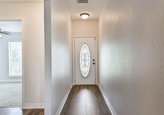 Photo 4 of Single family home for sale at 911 Ruth Cir, Texas City, TX 77591 | MLS# 36033772 | Listing updated on 2026-09-11