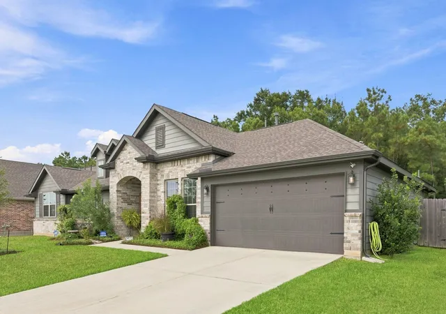 5th image of 6710 Aspen Peak Dr, Baytown, TX 77521 | MLS# 34488197