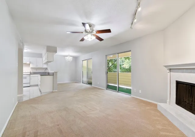 Condo for sale at 14515 Wunderlich Dr #704, Houston, TX 77069 | MLS# 4023133