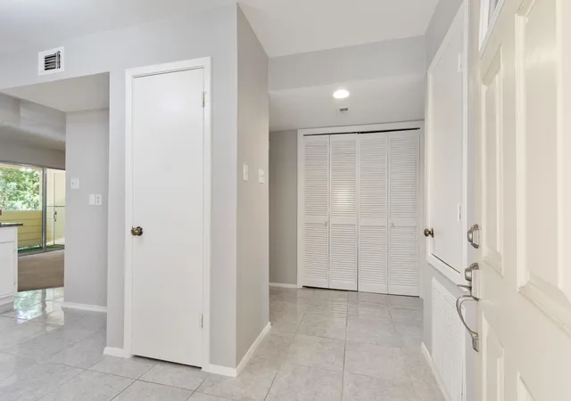 Photo 1 of Condo for sale at 14515 Wunderlich Dr #704, Houston, TX 77069 | MLS# 4023133 | Listing updated on 2026-09-13