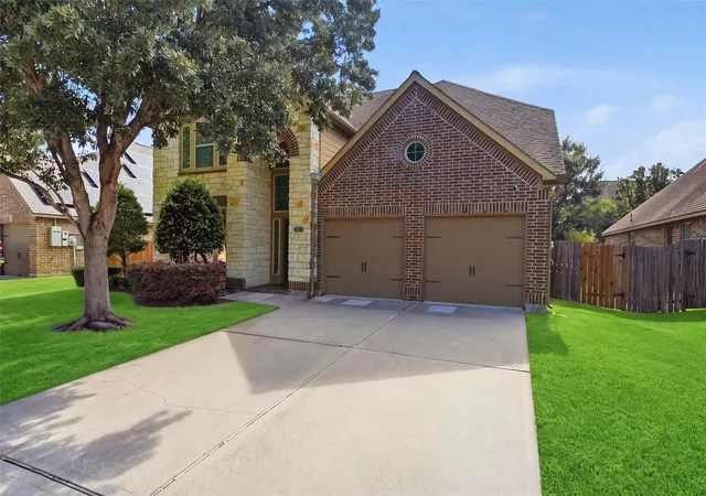 38th image of 2611 Night Song Dr, Pearland, TX 77584 | MLS# 84866945