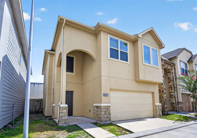 Photo 1 of Single family home for sale at 12607 Ashford Shore Dr, Houston, TX 77072 | MLS# 45263569 | Listing updated on 2026-09-19