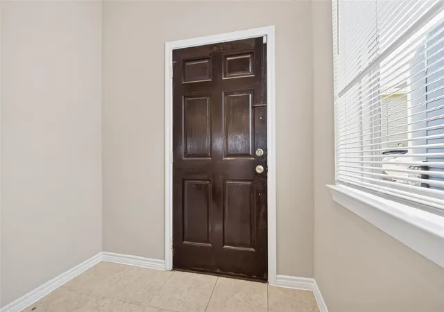 Photo 4 of Single family home for sale at 12607 Ashford Shore Dr, Houston, TX 77072 | MLS# 45263569 | Listing updated on 2026-09-19