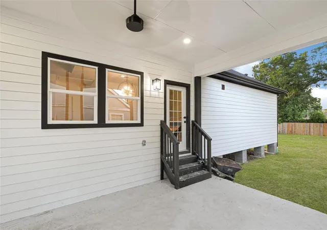 4th image of 313 Avenue B, South Houston, TX 77587 | MLS# 10237896